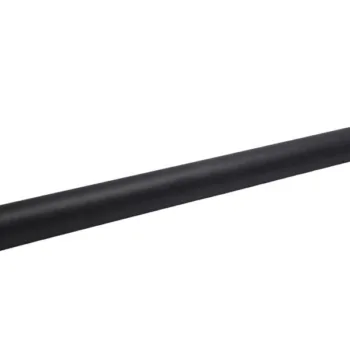 Flizelina do haftu EMBPRO CS1080B czarna – zwinięta rolka czarnej flizeliny.