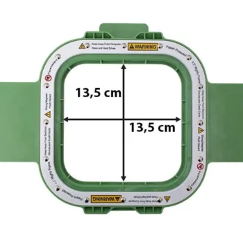Tamborek magnetyczny Sewtech ST-M0505 do hafciarki – ramka z naniesionymi wymiarami 13,5 × 13,5 cm.